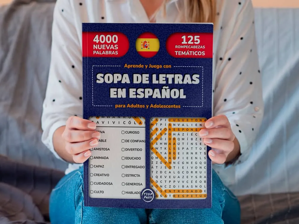 Photo of the printed book Aprende y Juega con Sopa de Letras en Español